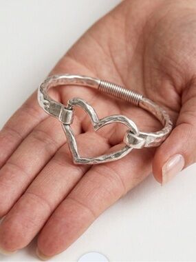 Silver Hammered Open Heart Cuff Bracelet Adjustable Boho Bangle